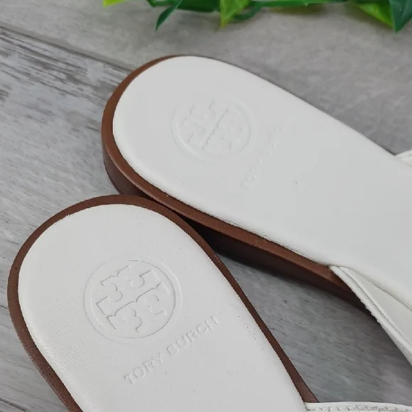 Tory Burch Benton Leather Sandal NWOT - Picture 5 of 7